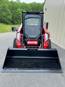 Chargeuse compacte sur chenilles Manitou 2750VT à hydraulique haute performance pour travaux de terrassement et aménagement paysager, prête à l'exportation - Product Image 2