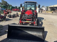 Tracteur Massey Ferguson 2850M 2022 à transmission hydrostatique avec chargeur frontal pour usage agricole - Tracteur utilitaire à transmission par engrenages agricoles