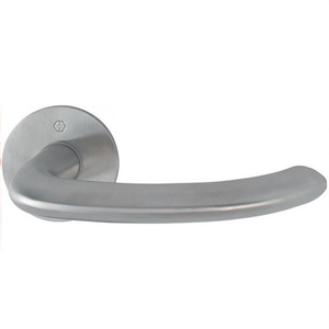 Marseille E1138Z/849 Par de manijas para puerta con roseta redonda de acero inoxidable F69 - Product Image 2
