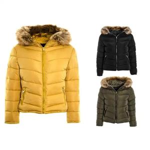 2023 vente en gros personnalisé doudoune femmes prêt bouffée hiver veste courte longueur couleur unie femmes veste - Product Image 5