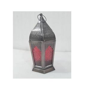 Lanterne de vaisselle au design antique Lanterne suspendue en fer et en verre rouge faite à la main du meilleur exportateur en Inde - Product Image 1