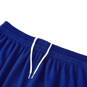 Uniforme de fútbol de venta directa de fábrica para hombres 100% poliéster ecológico ligero hecho en Pakistán - Product Image 5