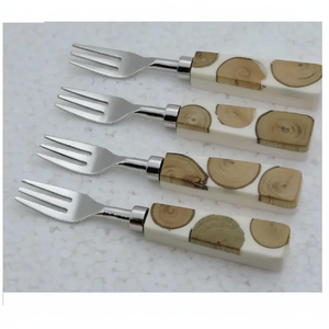 Ensemble de fourchettes à dîner et à fruits classiques de luxe en acier inoxydable, poignées en résine époxy, lavable au lave-vaisselle, poli à la main, durable, élégant, pour les fêtes - Product Image 2