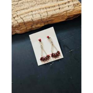 Boucles d'oreilles pendantes Zuni plaquées or avec corail rouge et argent sterling, motif géométrique, pour mariages et soirées - Product Image 3