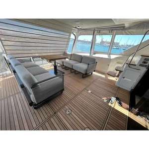 Yate a Motor Premium Absolute 60 Fly Cabin Cruiser 2022, Motor 2x725 CV, 18.66 m de Eslora para un Crucero Confortable - Product Image 5