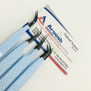 Pinzas de extensión de pestañas con agarre de diamante de acero inoxidable de alta calidad con logotipo personalizado de Punta puntiaguda azul bebé negro Plasma profesional - Product Image 1