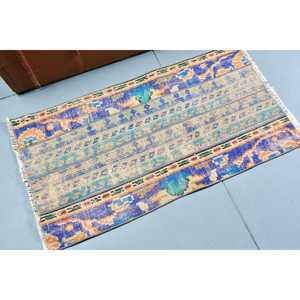 Alfombra Turca Vintage de Lana Azul, 1.9x3.6 pies (59x110 cm) - Product Image 2