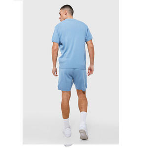 Conjunto de camiseta de manga corta informal de verano para hombre 2025 y pantalones cortos de punto, conjunto doble transpirable con diseño de dos piezas a juego - Product Image 3