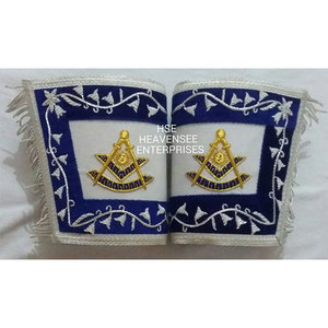 Manchettes de franc-maçon brodées à la main Regalia maçonnique - Product Image 1
