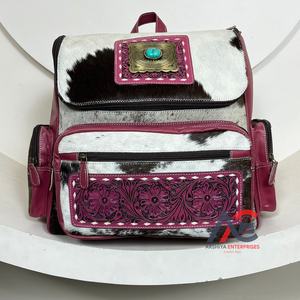 Nouveau sac à dos de designer floral en cuir de vachette et d'outillage occidental fait à la main avec pierre turquoise - Product Image 1