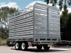 Remolque hidráulico de plataforma plana 12×7 para ganado/vacas/cerdos/ovejas en venta - Product Image 2