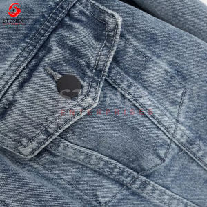 Chaqueta vaquera con cuello vuelto clásica informal recortada para mujer con logotipo personalizado, Chaqueta vaquera azul lavada con bolsillos abotonados para mujer - Product Image 6