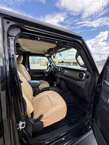 รถจี๊ปแรงเลอร์ อันลิมิเต็ด สปอร์ต เอส 4x4 ปี 2020 มือสอง พวงมาลัยซ้าย/ขวา - Product Image 4