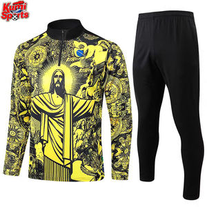 LOGO Kustom Grosir 2425 Edisi Khusus Brasil Setelan Olahraga Sepak Bola Resleting Seperempat Desain Terbaru Latihan Sepak Bola Pria 100% - Product Image 4