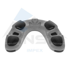 2024 Protège-dents de boxe avec logo personnalisé Protège-dents de sport de haute qualité conçu pour les hommes - Product Image 3