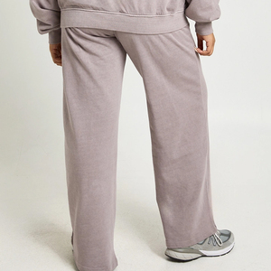 Survêtement femme uni à col montant pour acheteurs en gros / Design de haute qualité à prix abordable avec col à fermeture boutonnée pour plus de confort - Product Image 6