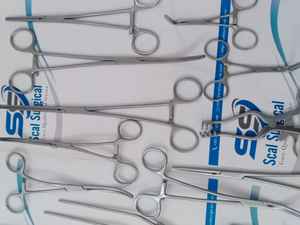 Vente flash par Scalsurgical : Ensemble de 52 instruments chirurgicaux en acier inoxydable pour chirurgie vasculaire - Product Image 4
