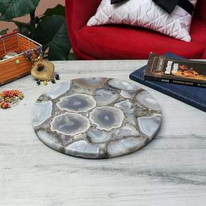 Sceau en agate poli artisanal, décoration de maison de luxe, motif de fleur religieuse, résine, couleur personnalisée, haut de gamme, pour table - Product Image 3