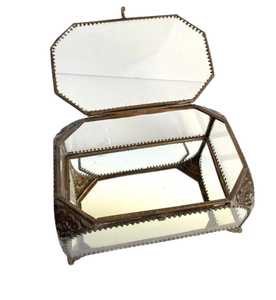 Premium Packaging Superior Quality Iron Metal Frame Handmade Glass Jewelry Box Table Ware Decorative Jewelry Box - Product Image 1