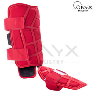 Espinilleras de Béisbol Rojas Sólidas para Receptor, Protección Profesional, Correas Ajustables, Material de Neopreno, Alta Absorción de Impactos, Flexible - Product Image 6