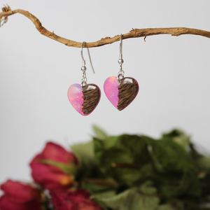 Boucles d'oreilles en résine de haute qualité |   Boucles d'oreilles uniques faites à la main de style traditionnel vintage pour femmes, pour mariage, fête, cadeaux, pas cher - Product Image 4