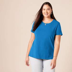 T-shirt d'été classique pour femmes grandes tailles, tissage doux, respirant, écologique, coupe ajustée, extensible, port quotidien, forme moderne, propre - Product Image 1