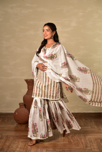 ชุดเดรสผ้าชีฟองธรรมชาติสำหรับแต่งลายดอกปอมปอมคอตตอนแท้ซักได้ง่าย - Product Image 3