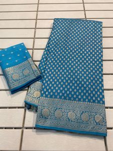 Hoge Kwaliteit Bollywood Stijl Fancy Sari Met Stijlvolle Pallu Voor Moderne Look Met Bijpassende Blouse Verkrijgbaar Tegen Exportprijzen - Product Image 5