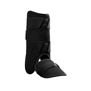 Espinilleras profesionales de béisbol y softbol para hombres, ropa de protección de piernas de cuero PU suave fabricada por expertos - Product Image 6