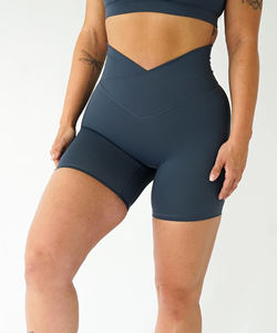 Pantalones cortos de cintura en V sin costuras altamente duraderos para mujer Pantalones cortos de Yoga de compresión a prueba de sentadillas Marca personalizada disponible - Product Image 6