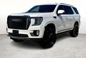 SUV de luxe pleine grandeur d'occasion 2023, intérieur haut de gamme, caractéristiques de confort avancées, fourni du Japon - Product Image 4