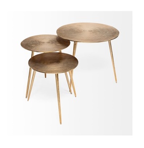 Tables d'appoint élégantes et modernes en métal doré, ensemble de 3 meubles uniques décoratifs pour le salon et la chambre à coucher - Product Image 5