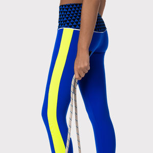 Produit tendance Leggings de yoga pour femmes Nouvelle arrivée 2025 Top mode Leggings de yoga pour femmes avec logo personnalisé - Product Image 2
