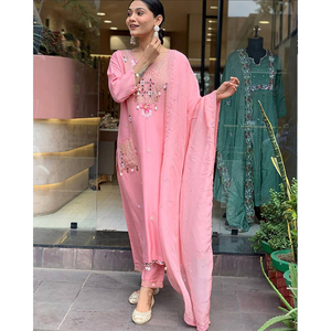 Kurti pantalon FABZONE de style indien traditionnel, moderne, élégant, simple, rose, en soie romaine pure, longueur au sol, coupe ample, haute qualité - Product Image 1