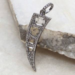 Vente en gros de bijoux élégants en forme de corne - Product Image 4