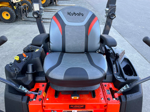 เครื่องตัดหญ้าแบบนั่งขับ Kubota Z242KW-48 ประสิทธิภาพสูง ขนาด 48 นิ้ว แบบ Zero Turn ขับเคลื่อนด้วยตัวเอง พร้อมระบบปล่อยหญ้าด้านข้าง สำหรับมืออาชีพ - Product Image 6