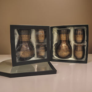 Dernier produit 100% Bouteille de chambre à coucher en cuivre pur gaufré dans un fini foncé antique avec 2 verres Ensemble cadeau Prix les plus bas - Product Image 6