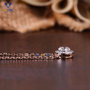 Colgante de Oro Rosa con Diamante de Corte Redondo de 0.57 TDW de Labstone Glow con Diamantes de Color EF-VS - Product Image 3