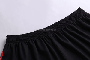 ชุดเสื้อฟุตบอลพิมพ์ลายสกรีนผ้าไหมแบบกำหนดเอง ชุดยูนิฟอร์มสโมสรฟุตบอล สำหรับทุกเพศ คุณภาพสูง ชุดกีฬาสำหรับผู้ใหญ่ - Product Image 5