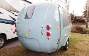 รถบ้านเคลื่อนที่รุ่น Teardrop Steel RV Modern Mini Camper Caravan ปี 2024 NU CAMP BAREFOOT สำหรับ 4 คน กันน้ำ สะดวกสบาย รับน้ำหนักได้ 1650 กก. มาตรฐาน EURO 5 - Product Image 6