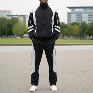 Survêtement pour homme sur mesure, fabrication en gros avec étiquetage privé et services de classement par taille - Product Image 4