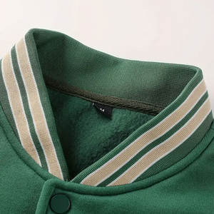 Veste de baseball pour homme avec accents dorés Manches tombantes Fermeture à pression Vêtements d'extérieur légers pour les événements quotidiens et formels - Product Image 6