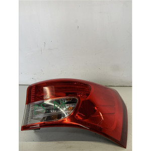 ไฟท้ายขวา HYUNDAI iX20 ซีรีส์ 924121K000 D4FC (10>19) - Product Image 1