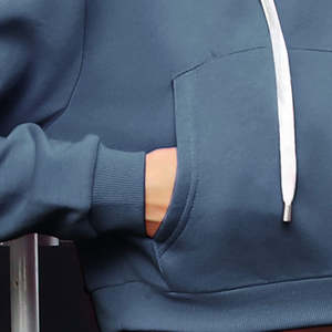 Top Tendance Hiver Femmes À Capuche Crop Top À Capuche À Séchage Rapide Écologique Respirant Coton Avant Logo Bas Prix - Product Image 5