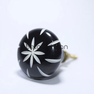 En gros Boutons de tiroir en os marron, Poignées vintage rondes pour armoires, placards et portes de cuisine, Nouveau design Mid-Century - Product Image 1