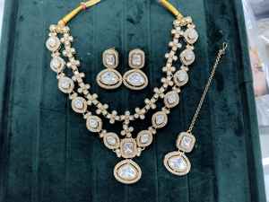 Conjunto de Collar y Aretes de Diseño Victoriano de Lujo, Joyería Nupcial de Latón de Lujo para Bodas, Fiestas, Compromisos y Aniversarios - Product Image 3