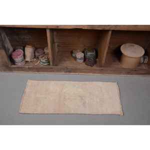 Tapis Turc Vintage Classique Beige 1.3x 3.1ft Fait à la Main en Peluche Pile Hauteur Rectangle Patchwork Laine Bambou Soie Latex pour Adolescents - Product Image 4