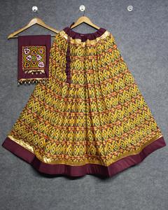 Traditional Gujarati Mirror Work Lehenga Choli Handcrafted Embroidered Navratri Garba Dress Ethnic Festival Wear for Parties - Product Image 4