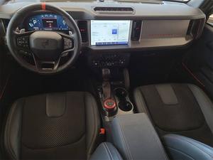 Ford Bronco Raptor 4 portes SUV 4x4 (3.0L 6 cylindres turbo 10A) d'occasion en excellent état, modèle 2024 - Product Image 5