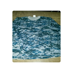 Camiseta táctica de alta comodidad para hombres con estampado de camuflaje y tela de algodón para estilos de vida activos al aire libre - Product Image 1